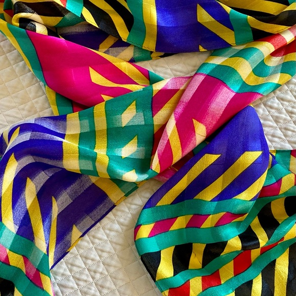 Liz Claiborne striped silk scarf. Multi coloured. - Picture 10 of 10